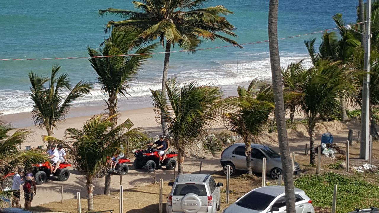 Praia Tabatinga Ap Beira Mar Com Vista Deslumbrante Da Praia 자쿠마 외부 사진